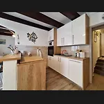 Emma Appartement Povile