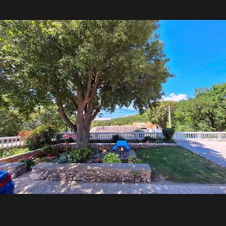 Emma Apartmán Povile