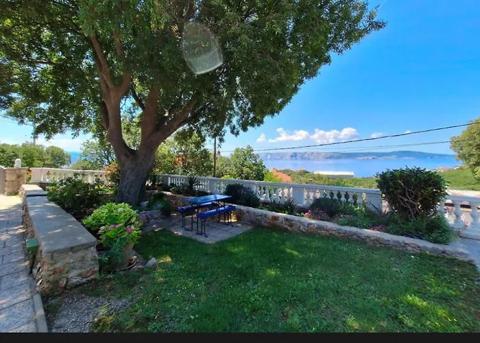 Emma Apartman Povile