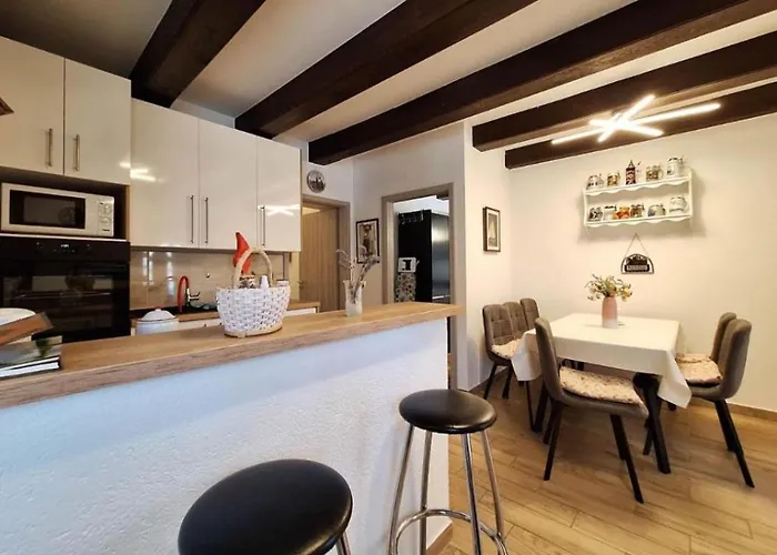 Apartman Emma Povile